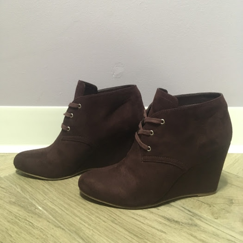 Burgundy Dolce Vita Suede Wedge Lace Up Booties